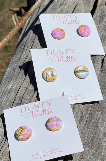 Elsie Small Button Earrings