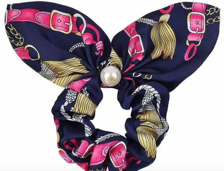 Lily Scrunchie