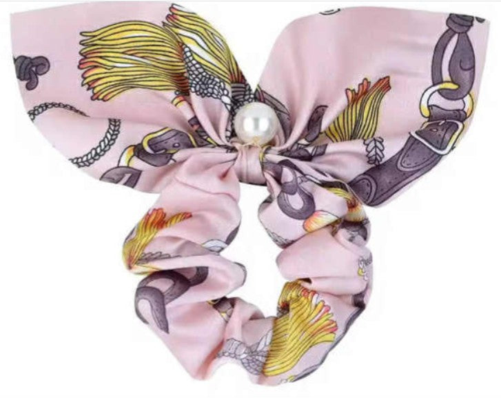 Lily Scrunchie