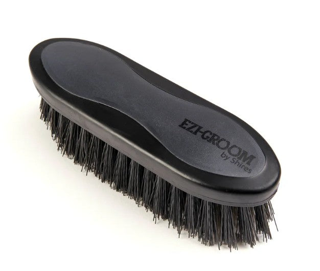 Shires Ezi-Groom Grip Dandy Brush