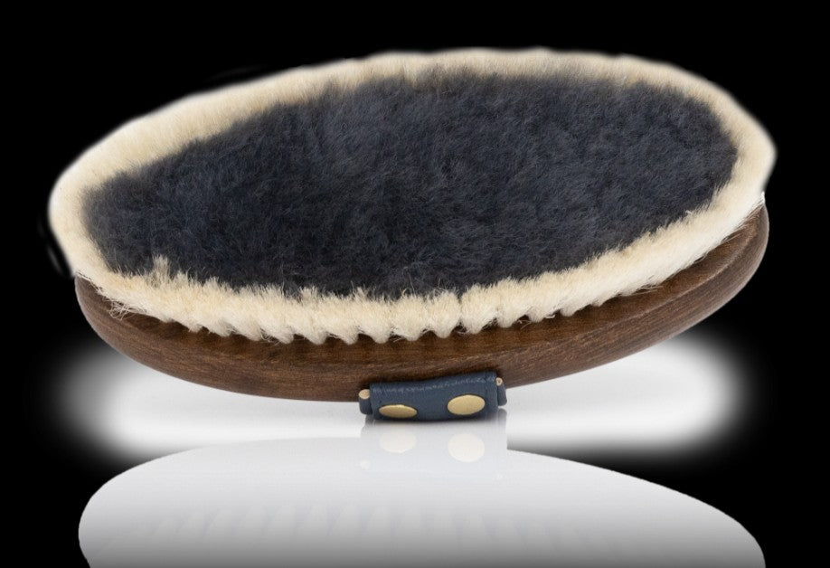 NTR Indulge Lambswool Finishing Brush