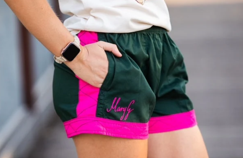 MaryG Old School Short